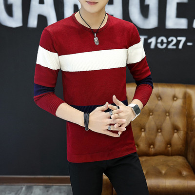 Κομψό πουλόβερ των ανδρών σε τρία χρώματα