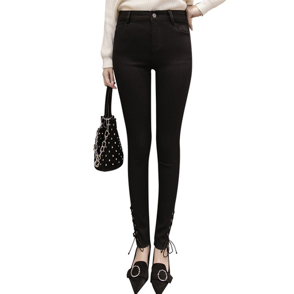 Σύγχρονη μέση μέση μέσης και μαύρους δεσμούς