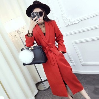 Стилно дамско дълго палто в черен,червен и бял цвят