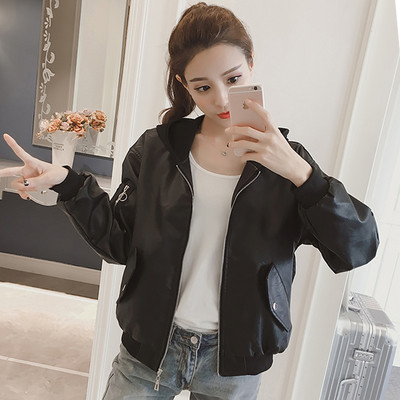 Καθημερινή σακάκι από βομβαρδιστικά δερμάτινα κυρίες με χρωματιστό καπό