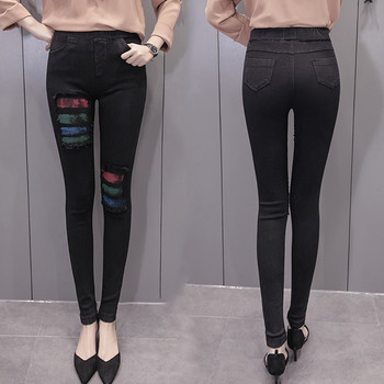 Дамски ежедневен панталон с цветни ефекти в черен цвят 