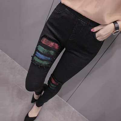 Дамски ежедневен панталон с цветни ефекти в черен цвят 