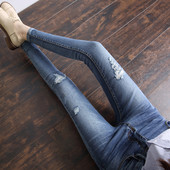 Casual γυναικεία τζιν - δύο μοντέλα