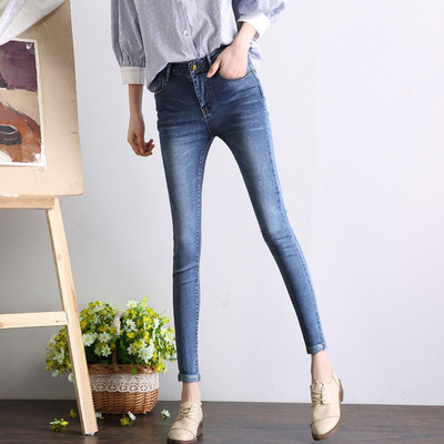 Casual γυναικεία τζιν - δύο μοντέλα