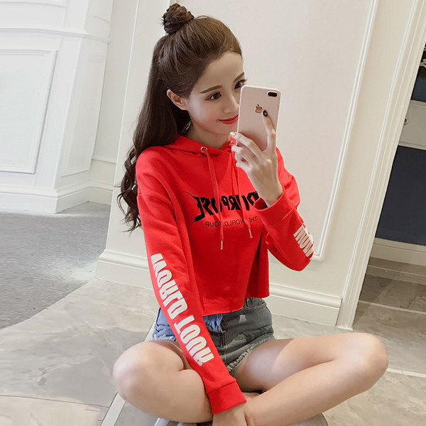 Καθημερινή αθλητική μπλούζα γυναικών με κουκούλα και κόκκινη γραφή