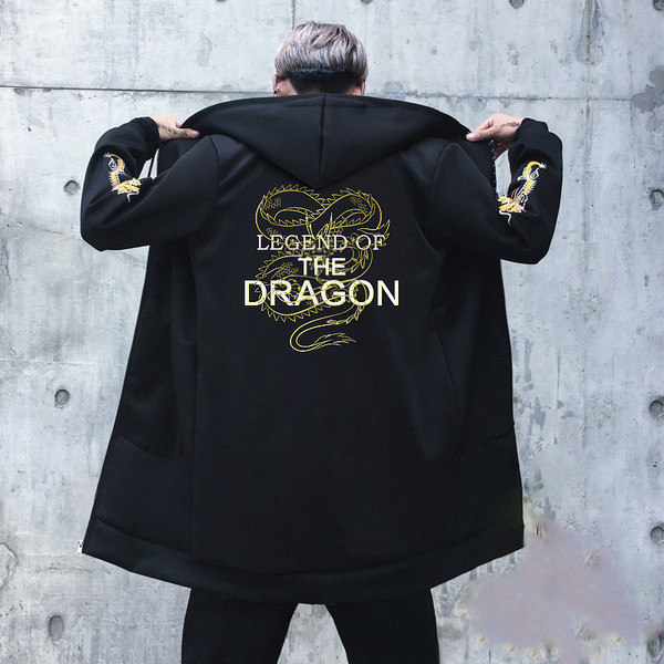 Μακρύ μάλλινο σακάκι μακρύ ανδρικό με κουκούλα και μαύρο γράψιμο στο πίσω μέρος