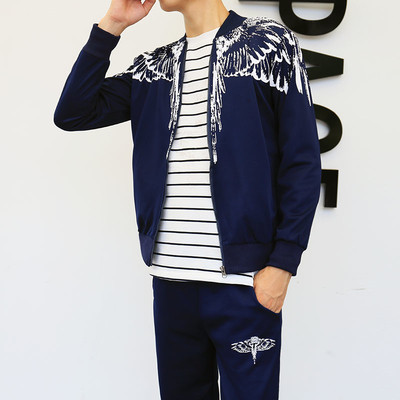 Мъжки спортен екип от две части, с имитираща апликация криле в  черен,бял и син цвят