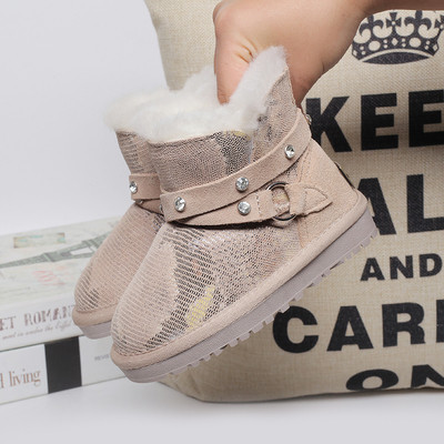 Κομψές μπότες μωρών - πολύ ζεστές, σε δύο σχέδια και διαφορετικά χρώματα