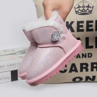 Κομψές μπότες μωρών - πολύ ζεστές, σε δύο σχέδια και διαφορετικά χρώματα