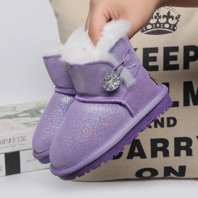 Κομψές μπότες μωρών - πολύ ζεστές, σε δύο σχέδια και διαφορετικά χρώματα