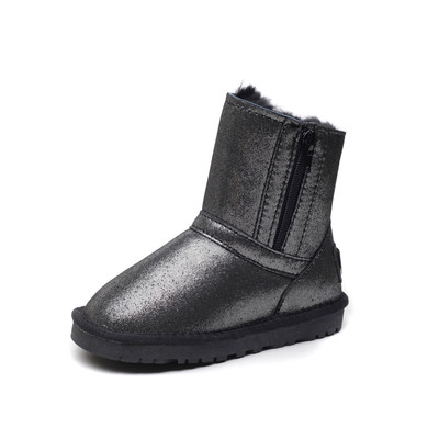 Ζεστά αγόρια για κορίτσια σε πολλές αποχρώσεις