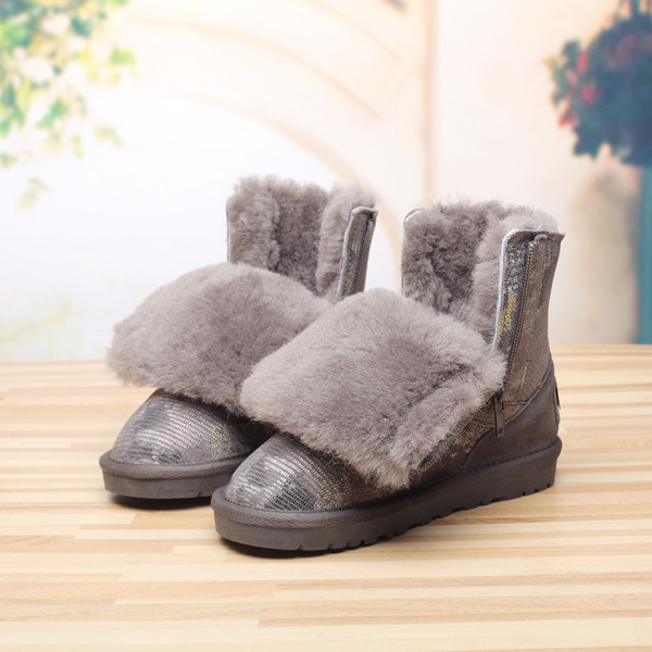 Ζεστά αγόρια για κορίτσια σε πολλές αποχρώσεις