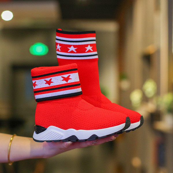 Πραγματικά αθλητικά παιδικά πάνινα παπούτσια σε μαύρο και μαύρο χρώμα