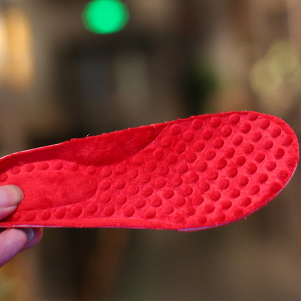 Πραγματικά αθλητικά παιδικά πάνινα παπούτσια σε μαύρο και μαύρο χρώμα