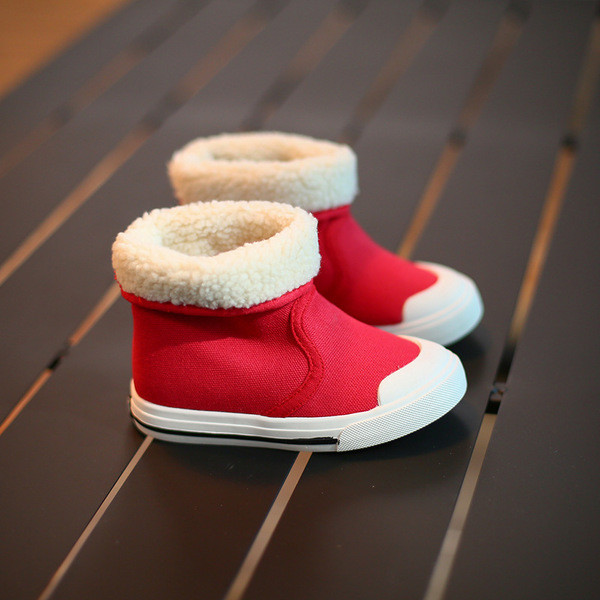 Καθημερινές καλοκαιρινές μπότες για κορίτσια και αγόρια