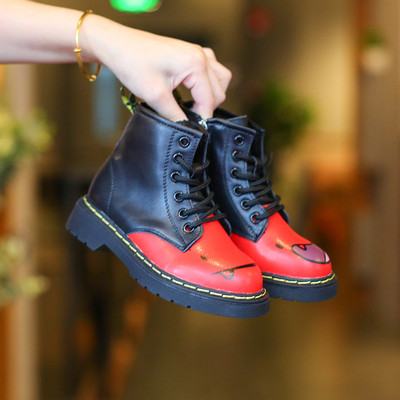 Παιδιά αγόρια για αγόρια και κορίτσια με μια εικόνα