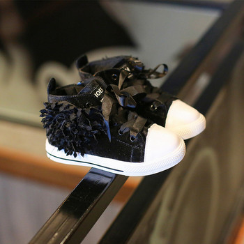 Κομψά παιδικά πάνινα παπούτσια για κορίτσια σε καφέ και μαύρο χρώμα