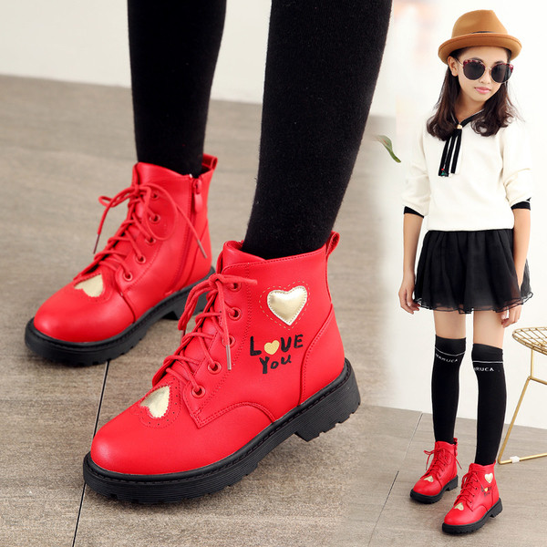 Стилни детски кубинки в червен и черен цвят с надпис