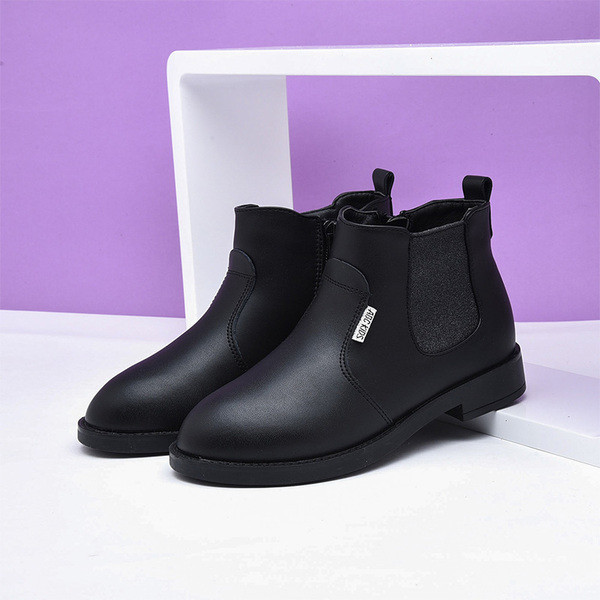 Παιδικές μπότες για κορίτσια με επίπεδη σόλα σε τρία χρώματα