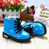 Κυβικά αγόρια για κορίτσια και αγόρια σε διάφορα χρώματα