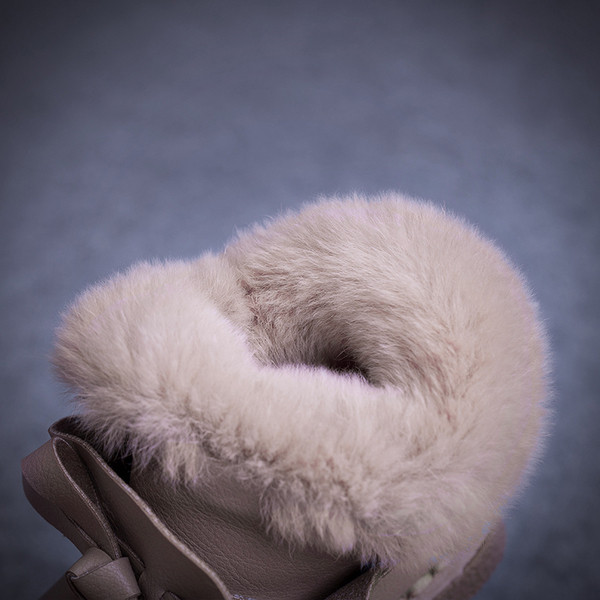 Παιδικές χειμωνιάτικες μπότες με χνούδι για κορίτσια σε δύο χρώματα
