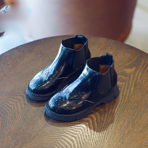 Κομψά μωρά αγόρια για κορίτσια με χοντρά πέλματα σε τρία χρώματα