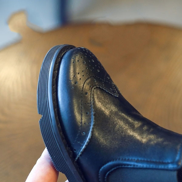 Κομψά μωρά αγόρια για κορίτσια με χοντρά πέλματα σε τρία χρώματα