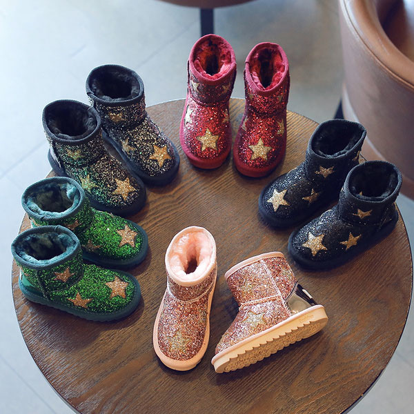 Σύγχρονα αγόρια για κορίτσια - πολύ ζεστά και λαμπερά