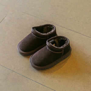 Καθημερινές χαμηλές μπότες για κορίτσια σε τέσσερα χρώματα