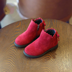 Семпли боти за момичета в червен и черен цвят с равна подметка