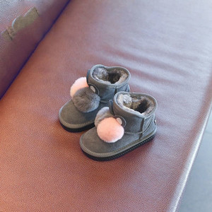 Стилни детски боти за момичета с пухчета в три цвята