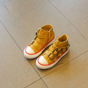 Τρισάρχες αθλητικές κάλτσες με ιμάντες