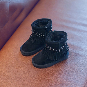 Κομψές παιδικές μπότες για κορίτσια σε τρία χρώματα