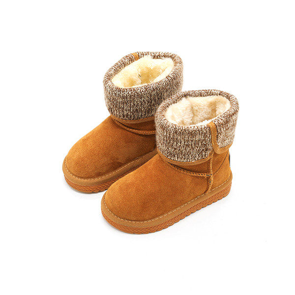 Ζεστές μπότες για κορίτσια με επίπεδη πέλμα σε μπεζ και μαύρο χρώμα