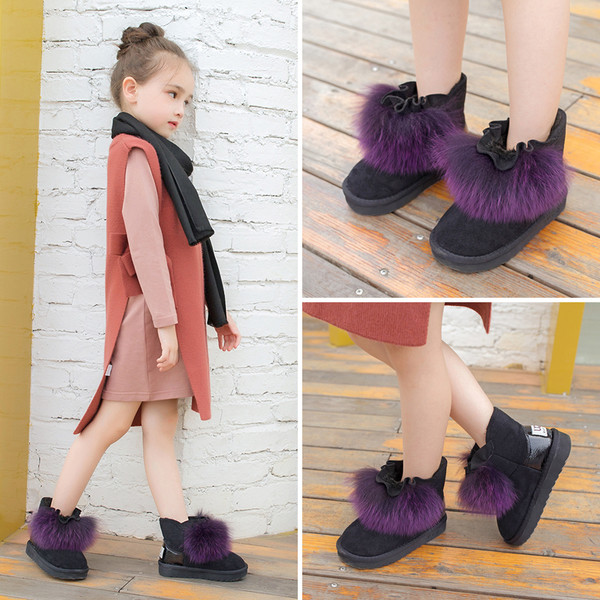 Κομψές μπότες για κορίτσια με χνούδι σε δύο χρώματα