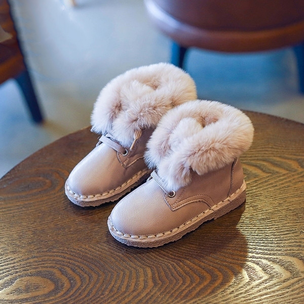 Αθλητικές κομψές μπότες για κορίτσια με χνούδι σε τρία χρώματα