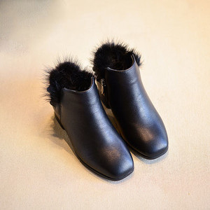 Κομψές μπότες  για κορίτσια  σε δύο χρώματα