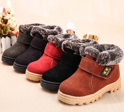 Παιδικές χειμωνιάτικες μπότες για κορίτσια και αγόρια με αυτοκόλλητα σε διάφορα χρώματα