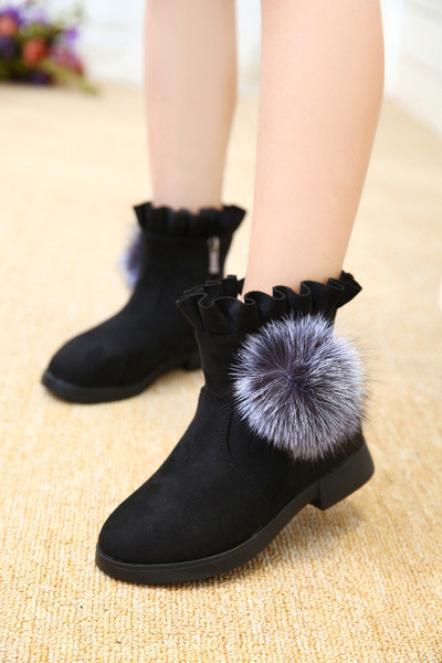 Детски боти с пухче,подходящи за момичета в два цвята