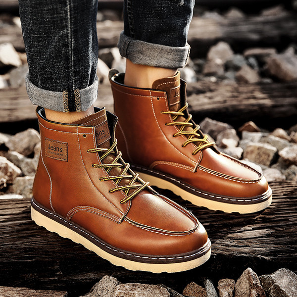 Ανδρικές δερμάτινες μπότες σε τρία χρώματα