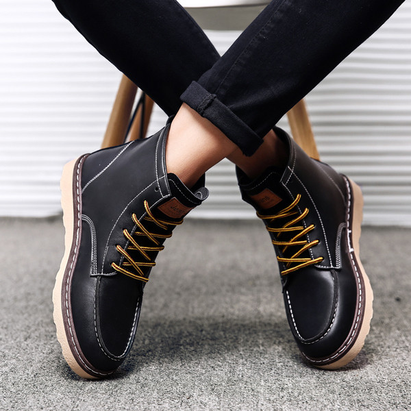 Ανδρικές δερμάτινες μπότες σε τρία χρώματα