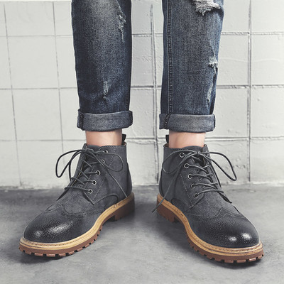 Αθλητικά κομψά ανδρικά μπότες με ανθεκτική σόλα