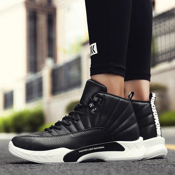 Αθλητικά πάνινα παπούτσια ανδρών με άνετες σόλες σε διάφορα χρώματα