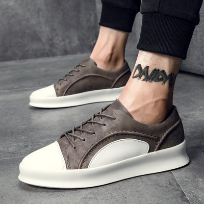 Κομψές ανδρικές κάλτσες με επίπεδη σόλα σε τρία χρώματα