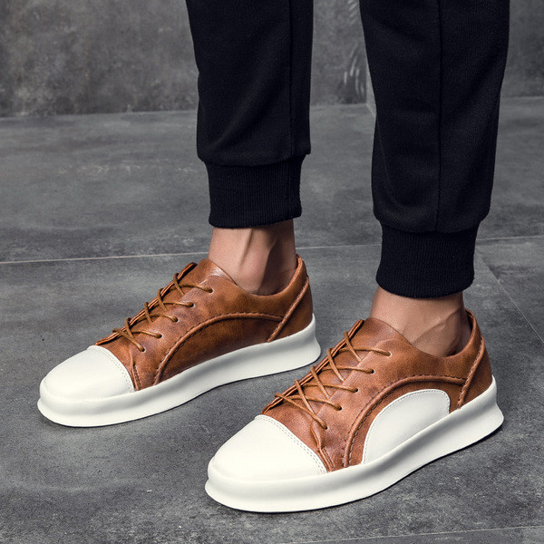 Κομψές ανδρικές κάλτσες με επίπεδη σόλα σε τρία χρώματα