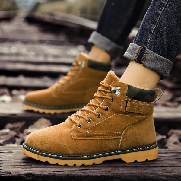 Χειμερινές μπότες ανδρών με ανθεκτική σόλα