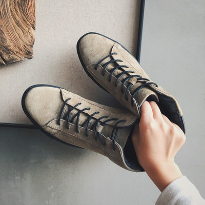 Κομψά πάνινα παπούτσια ανδρών σε τρία χρώματα με επίπεδη σόλα