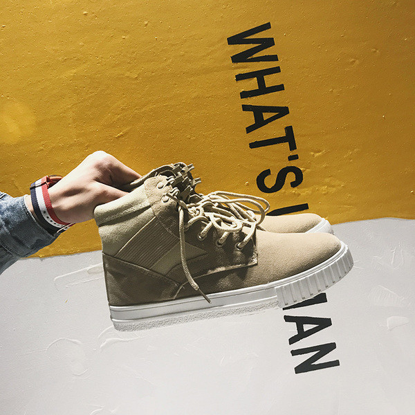 Ανδρικά πάνινα παπούτσια σε δύο χρώματα με ίσο μάνδαλο