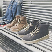 Απλά ανδρικά πάνινα παπούτσια σε διάφορα χρώματα