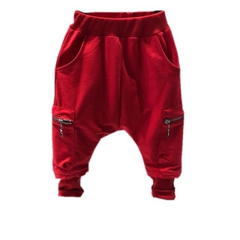 Παιδικά αθλητικά παντελόνια για άνδρες σε μαύρο και κόκκινο χρώμα